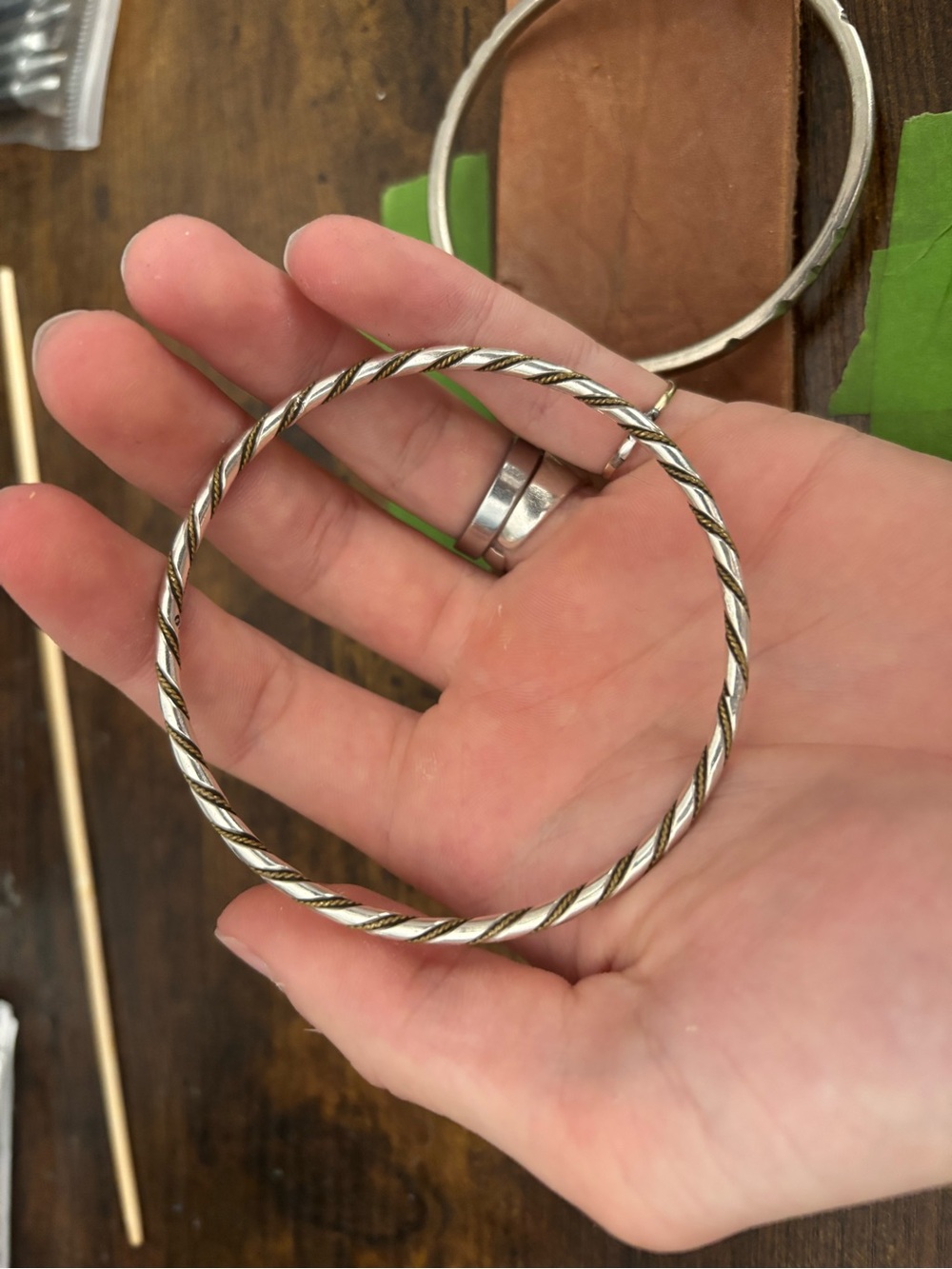 Sterling silver & 10k yellow gold Mexican twist bangle - Picture 4 of 4